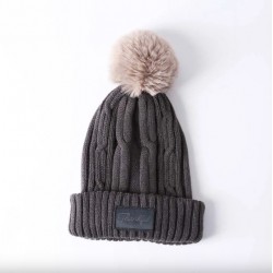 Beanie w/Pom...