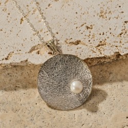 Nuna Silver And Pearl Necklace